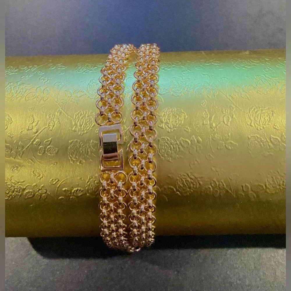 NWOT Elegant Gold plated 18k Chain Necklace - Picture 15 of 17